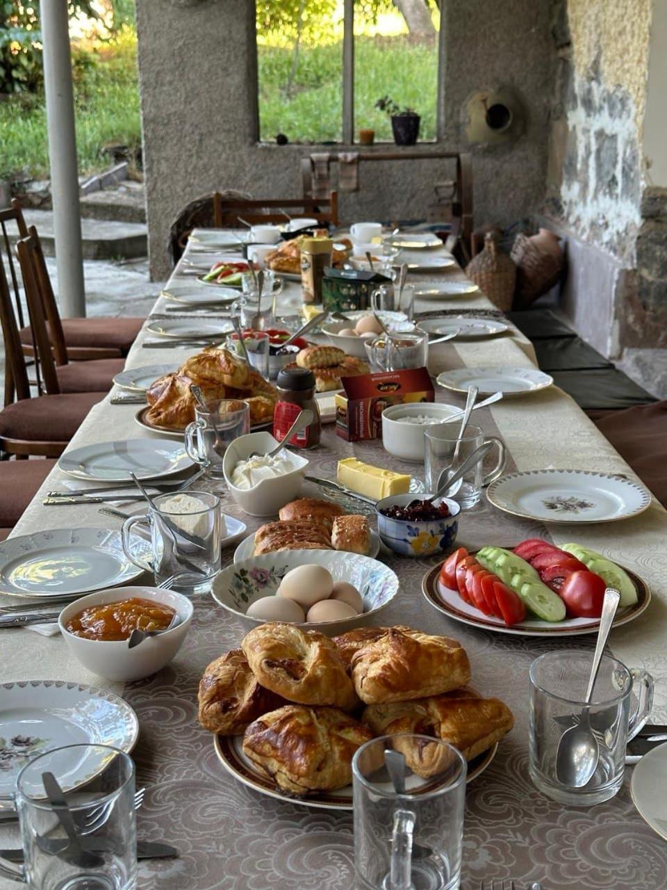 B&B Ruzan Yeghegnadzor Luaran gambar