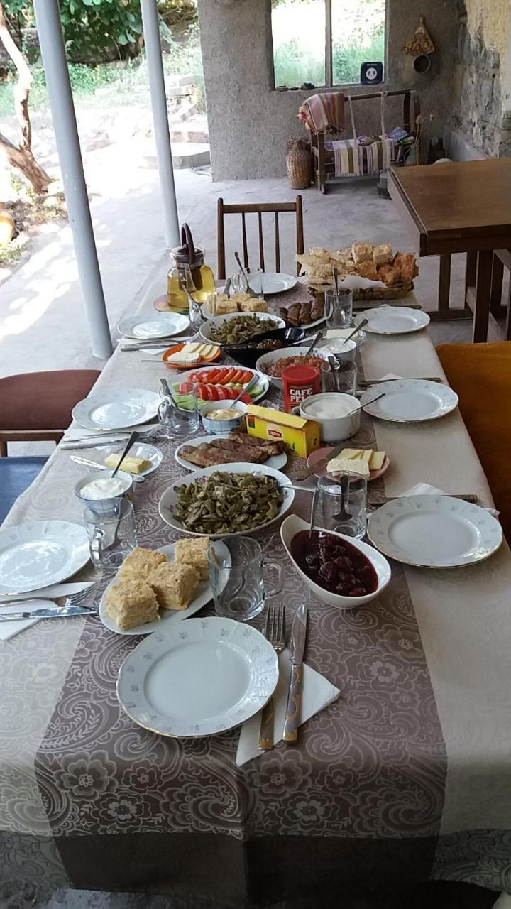 B&B Ruzan Yeghegnadzor Luaran gambar